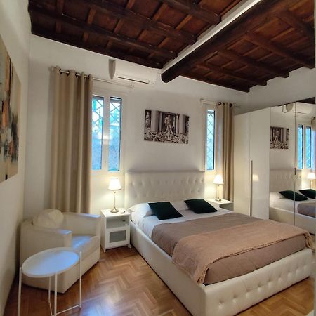Cozy Navona Apartment ローマ エクステリア 写真