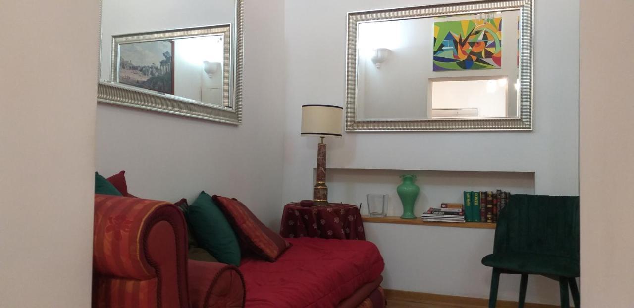 Cozy Navona Apartment ローマ エクステリア 写真