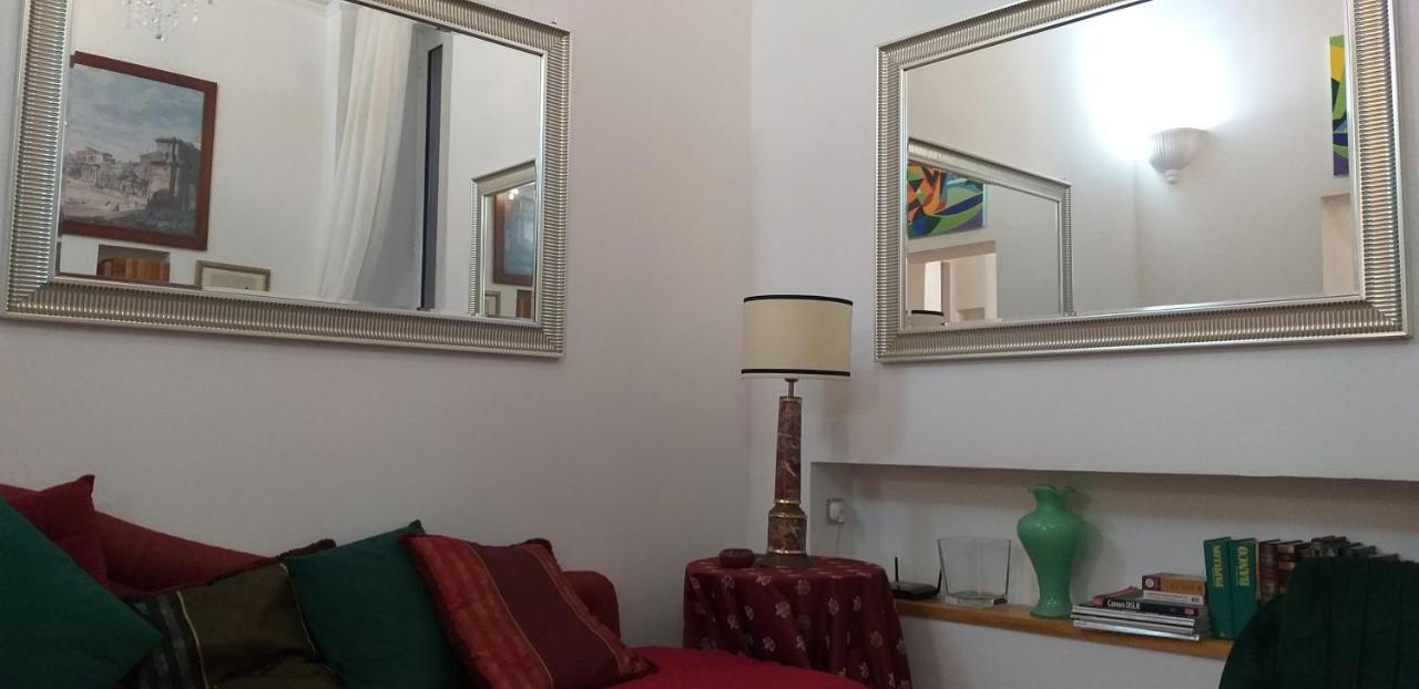 Cozy Navona Apartment ローマ エクステリア 写真