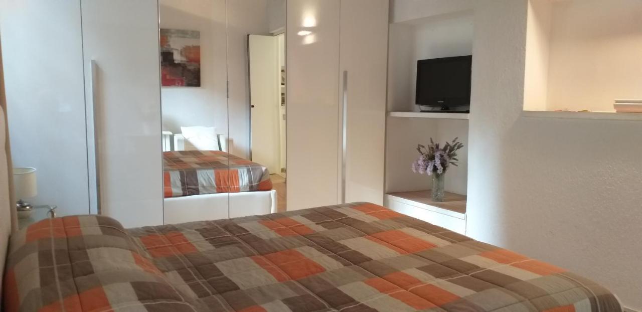 Cozy Navona Apartment ローマ エクステリア 写真