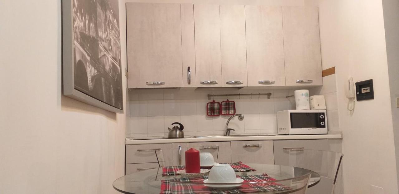 Cozy Navona Apartment ローマ エクステリア 写真