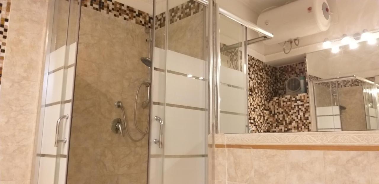 Cozy Navona Apartment ローマ エクステリア 写真