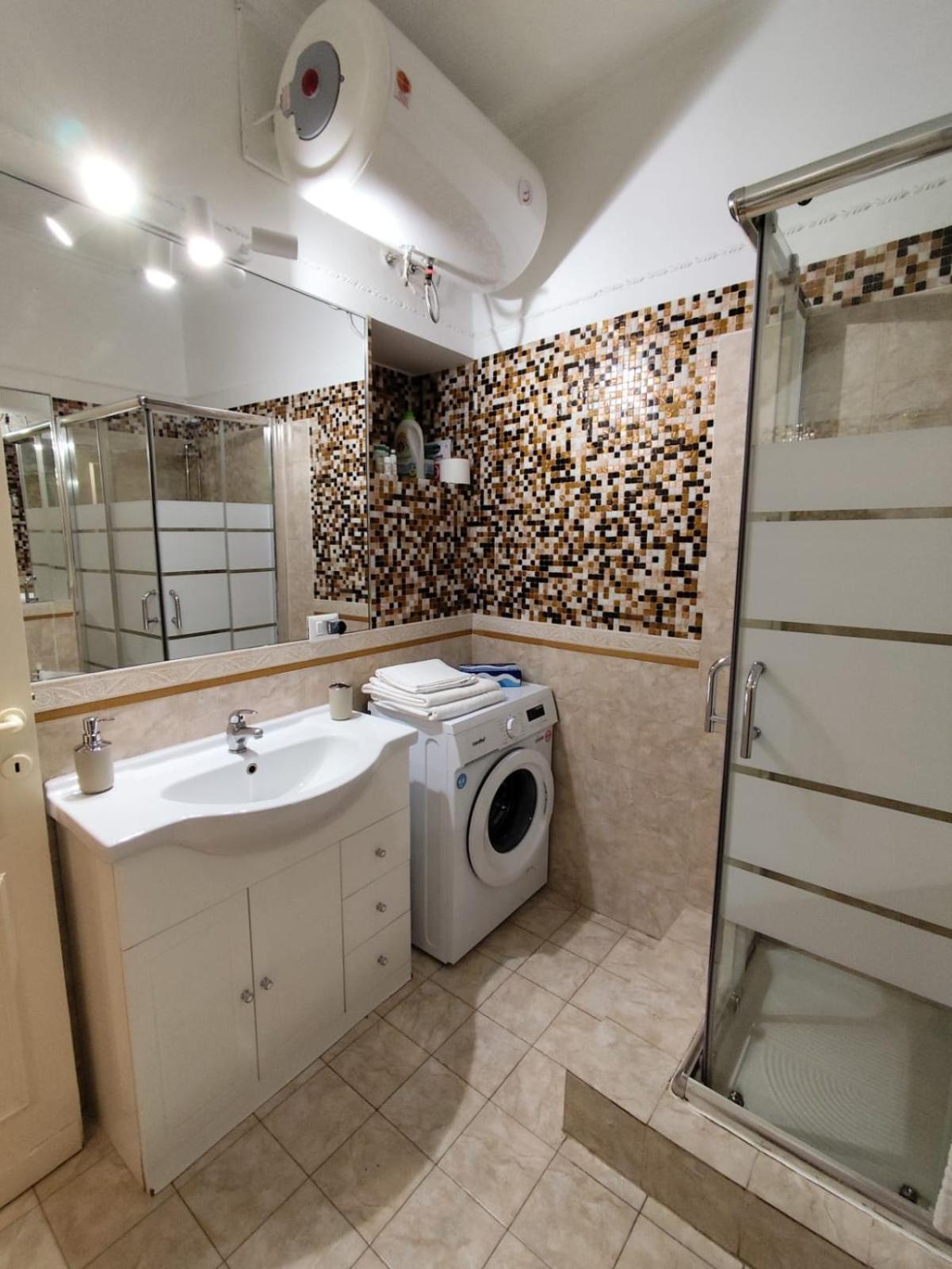 Cozy Navona Apartment ローマ エクステリア 写真